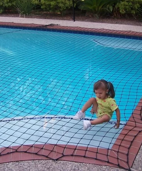 Plastic-Safety-Rope-Net-Swimming-Pool-Safety-Nets-for-Kids-Pool-Safety-Net-Pool-Cover-1.webp